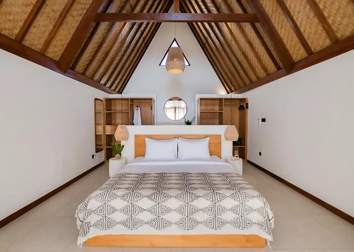 Treetop 1 - Spacious 3-bdr W Master Loft & Ocean Views * Uluwatu (Bali)