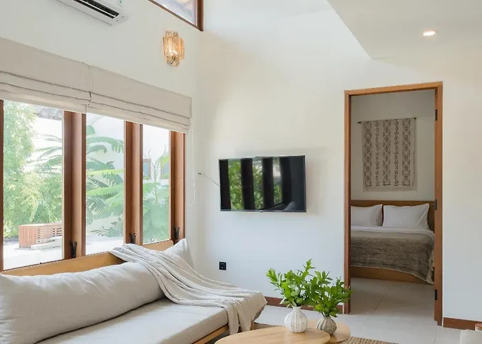Villa Treetop 1 - Spacious 3-bdr W Master Loft & Ocean Views